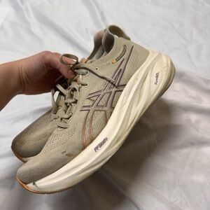 Asics Gel Nimbus running shoes